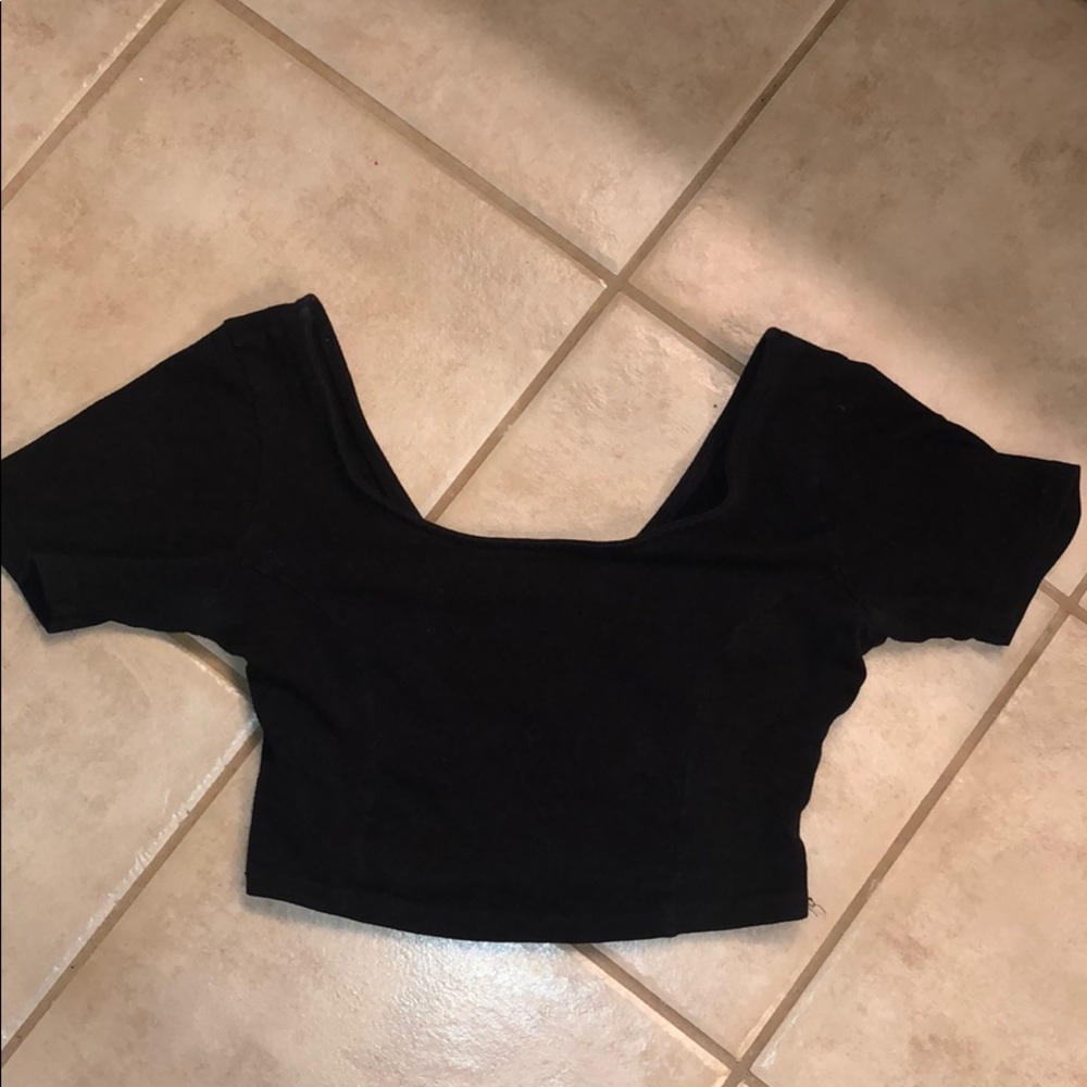 Brandy Melville crop top